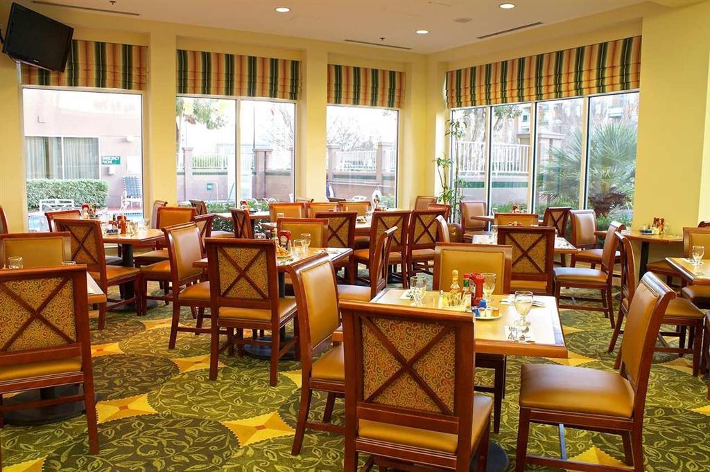 โรงแรมฮิลตันการ์เด้นอินน์ซานแมทีโอ ซานมาเตโอ ร้านอาหาร รูปภาพ